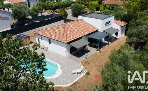 House in Sud, Le Luc, France 1