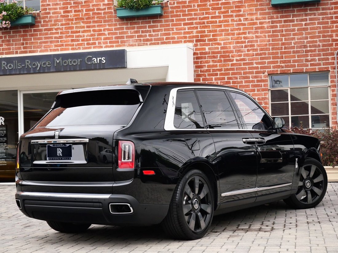 Suv in Beverly Hills, CA, United States 2 - 18255807