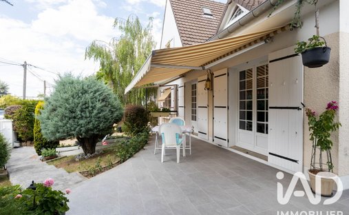 House in Brunoy, Ile-de-France, France 1