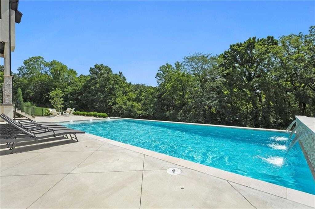 House in Parkville, Missouri, United States 2 - 18346079