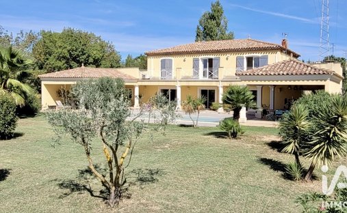 House in Allées Paul Riquet, Beziers, France 1