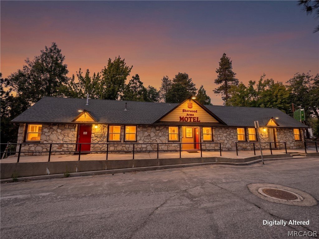 Running Springs, California, United States 3 - 18345329