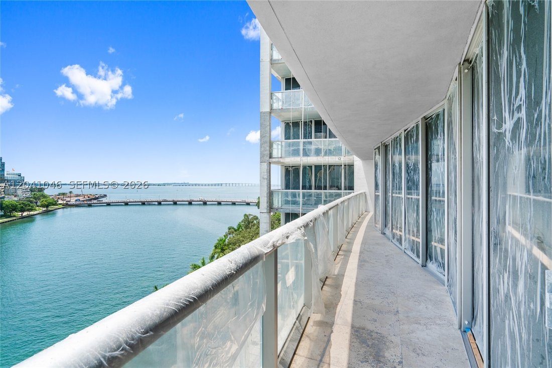 Condo in Miami, Florida, United States 4 - 18346645