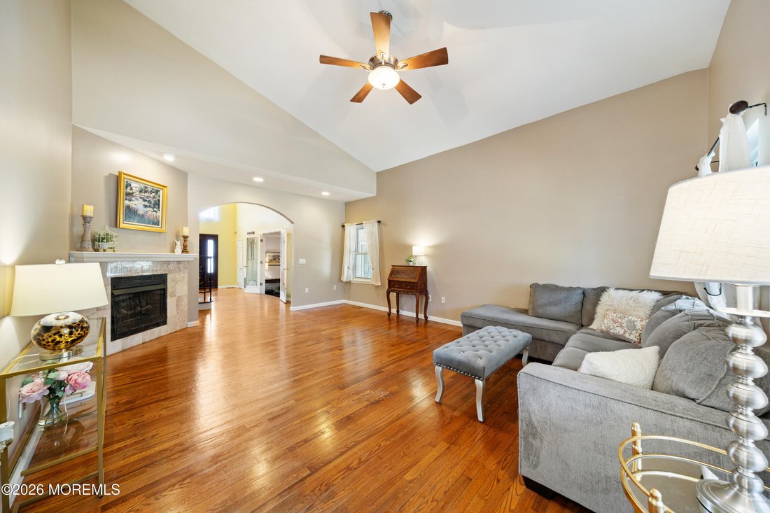 House in Howell Township, New Jersey, United States 3 - 18345326