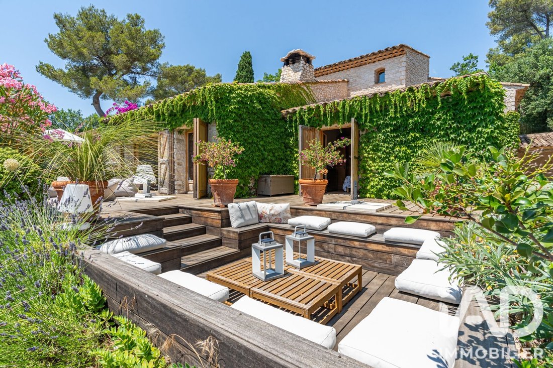 House in Tourrettes-sur-Loup, Provence-Alpes-Côte d'Azur, France 3 - 18345227