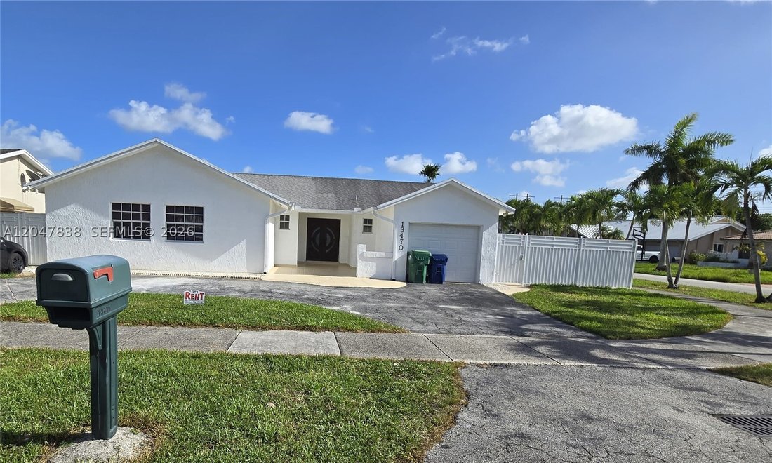 House in Miami, Florida, United States 1 - 18344021