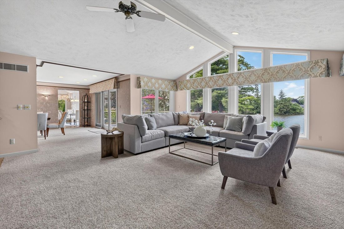 House in Wixom, Michigan, United States 5 - 18346077