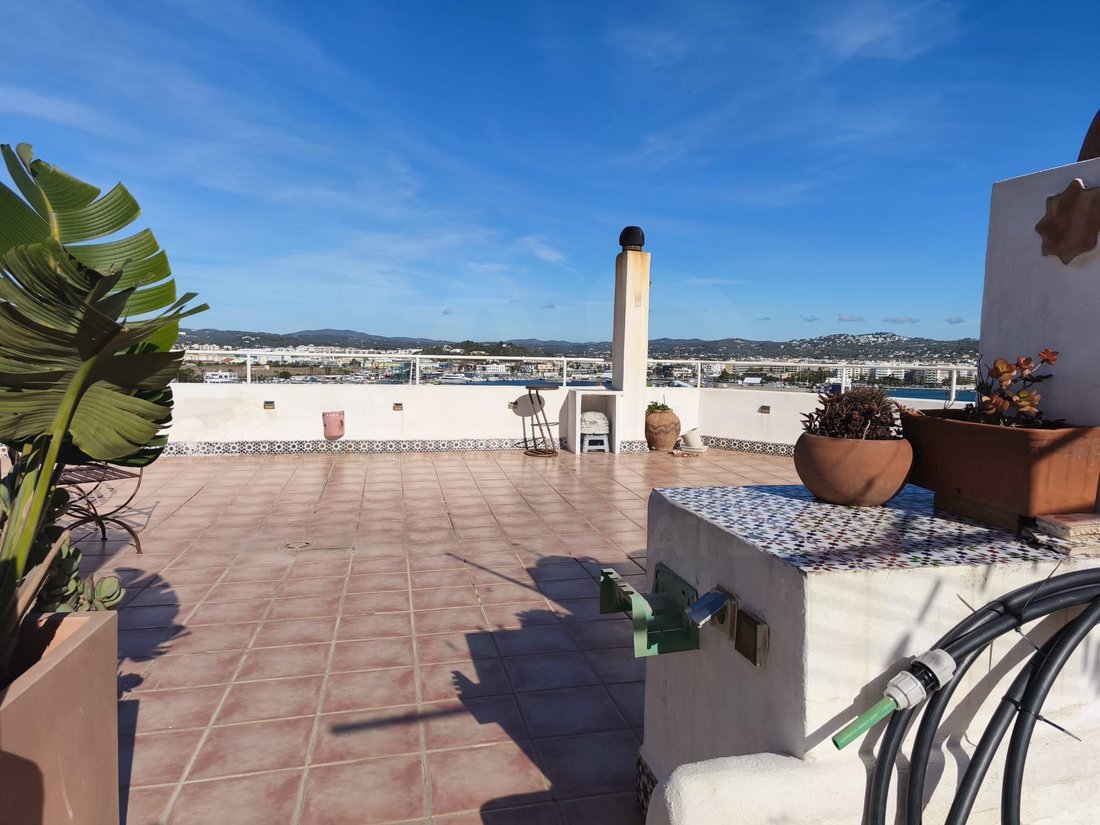 Townhouse in Ibiza Town, Balearic Islands, Spain 5 - 17946796
