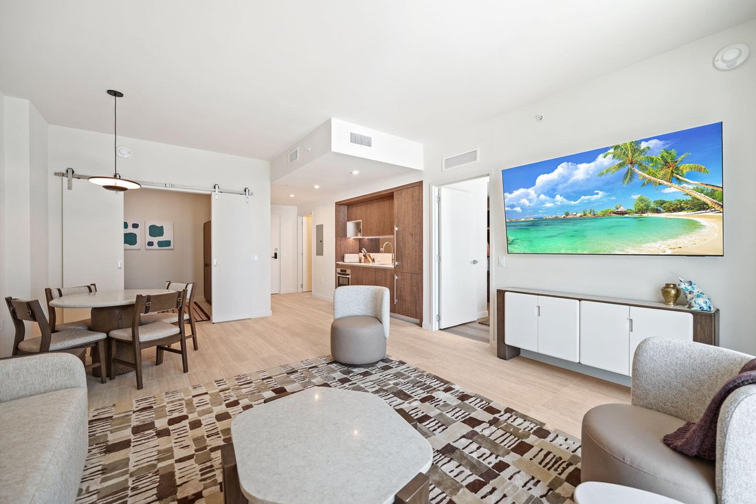 Condo in Miami, Florida, United States 1 - 18346475
