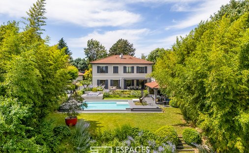 Villa a Saint-Cyr-au-Mont-d'Or, Auvergne-Rodano-Alpi, Francia 1