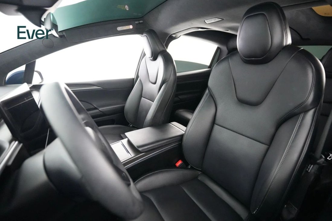 Suv in San Francisco, CA, United States 4 - 17825661