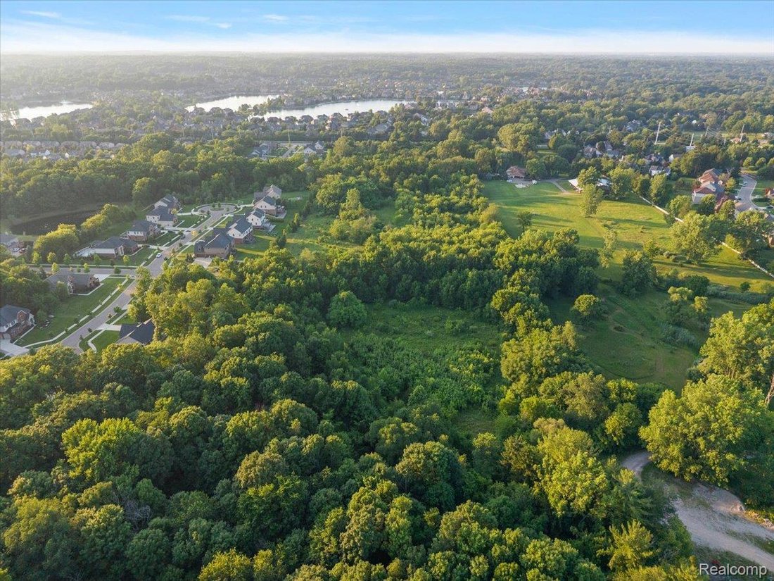 Land in Township of Northville, Michigan, United States 4 - 18344104