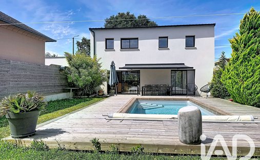 House in Sud et Ouest, Chantepie, France 1