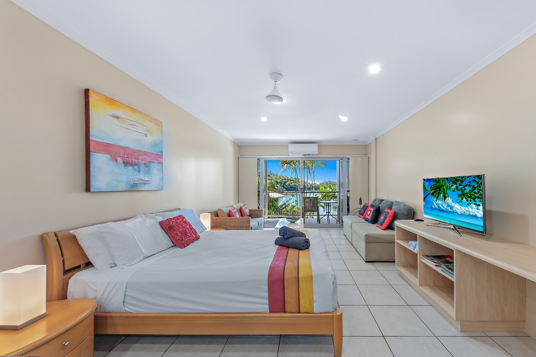 House in Shute Harbour, Queensland, Australia 3 - 18346181