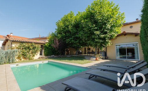 House in Pollionnay, Auvergne-Rhône-Alpes, France 1