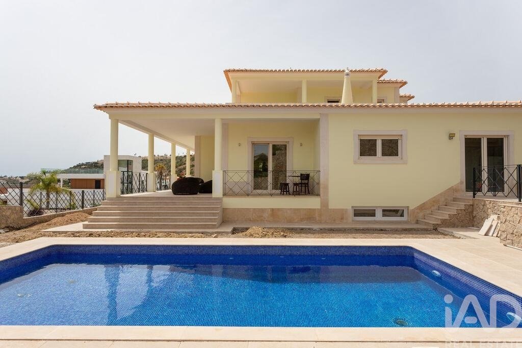 Townhouse in Olhos de Agua, Algarve, Portugal 1 - 18343156