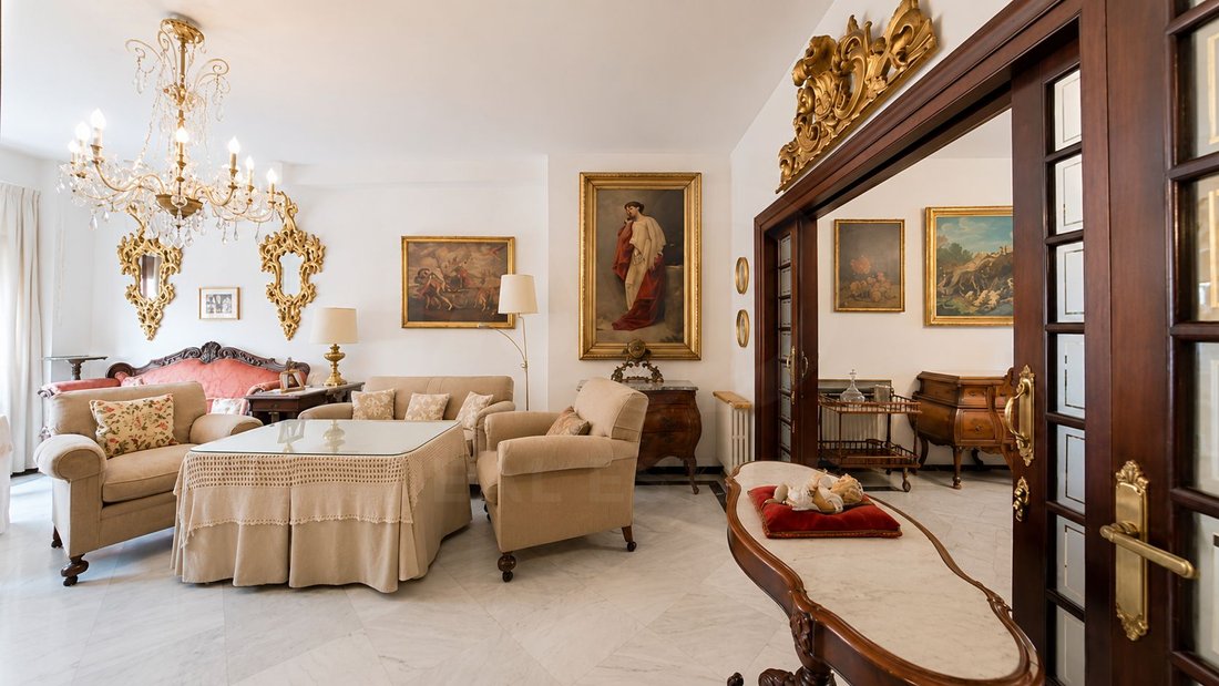 Apartment in Distrito Centro, Cordoba, Spain 2 - 18018354
