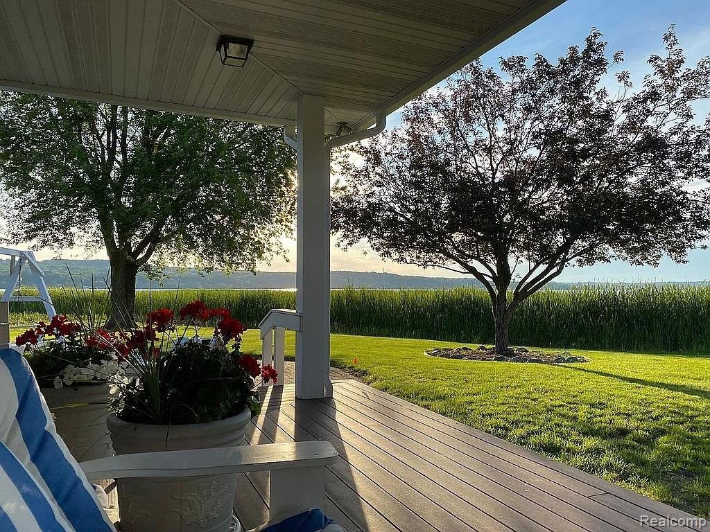 House in Onekama, Michigan, United States 4 - 18347057
