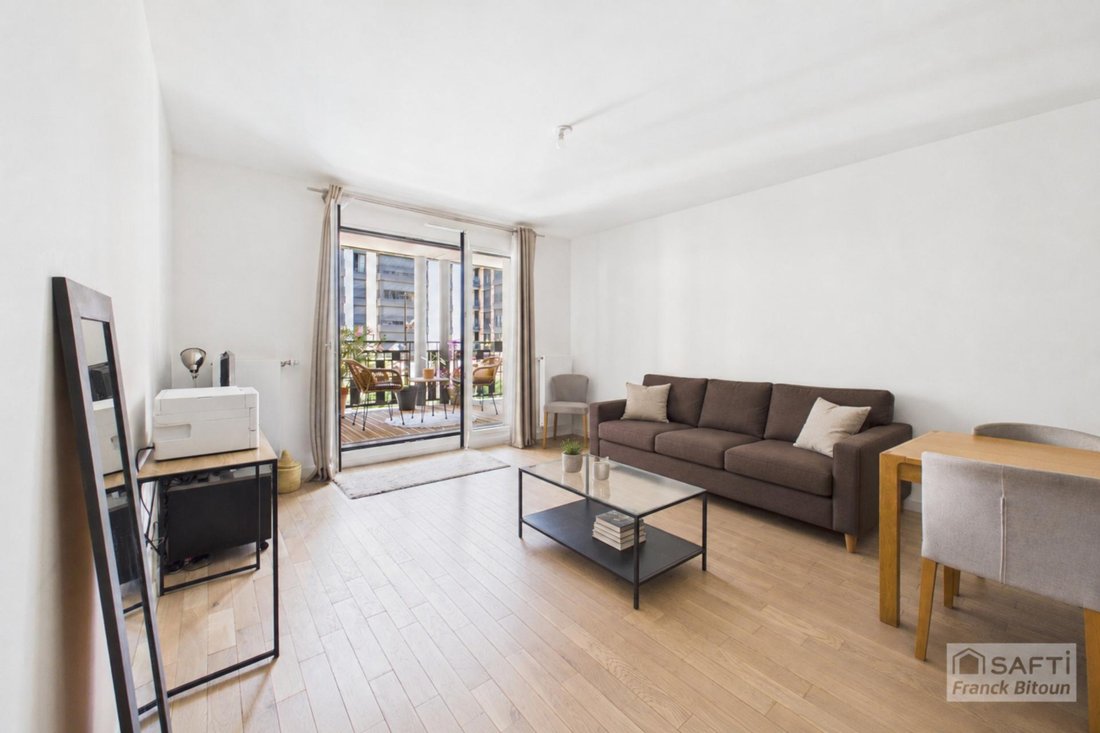 Apartment in Hôtel de Ville, Courbevoie, France 5 - 18240889
