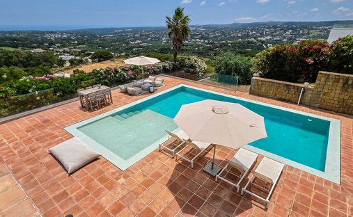 Villa in Sotogrande, San Roque, Andalusia 1