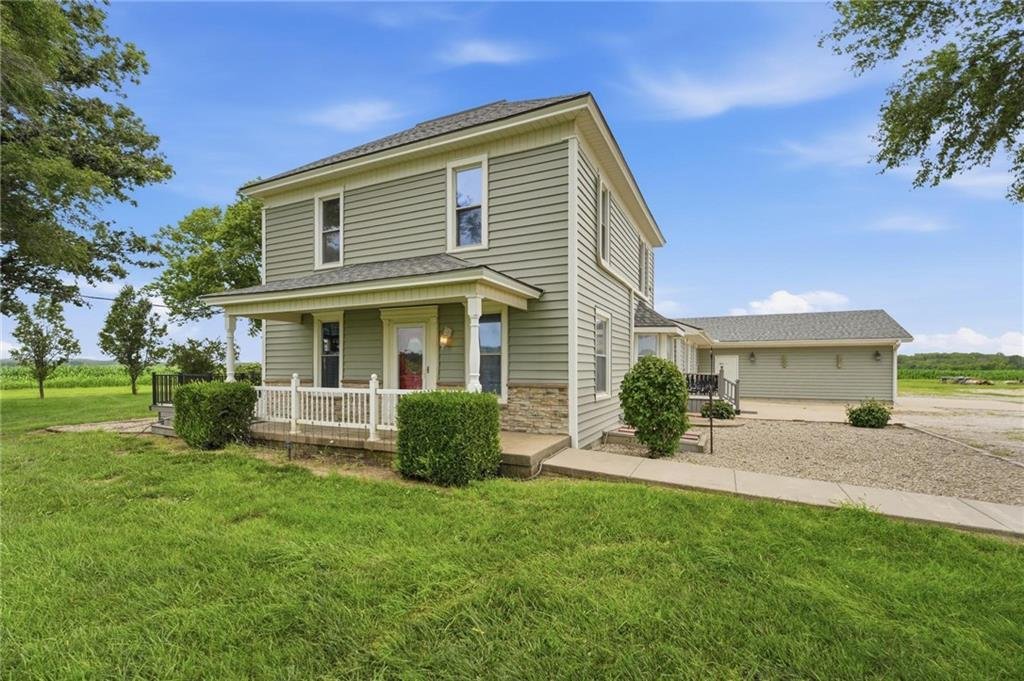 House in Ottawa, Kansas, United States 3 - 18344099
