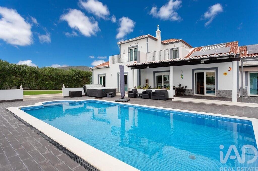 Townhouse in Quelfes, Algarve, Portugal 1 - 18346836