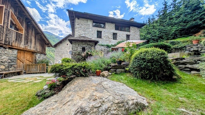 House in La Perrière, Courchevel, France 3 - 16564730