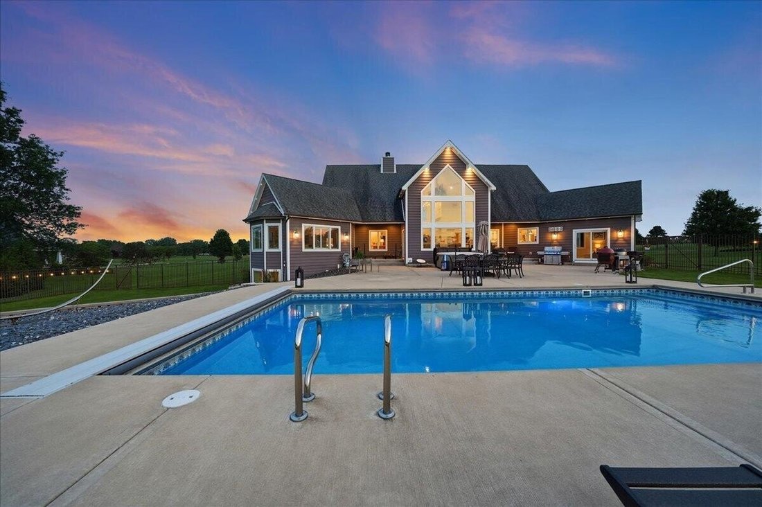 House in Lowell, Indiana, United States 2 - 18346092