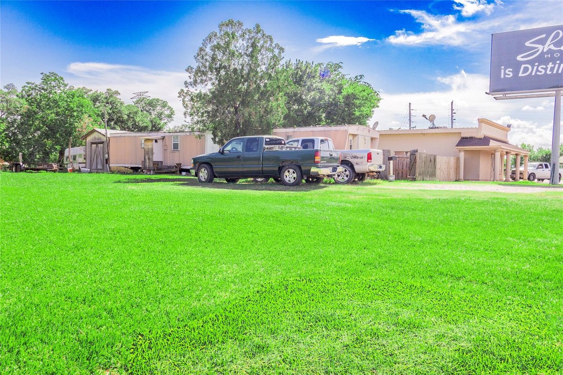 House in Manvel, Texas, United States 5 - 18345606