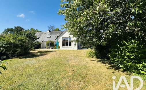 House in Bourg Sud, Orvault, France 1