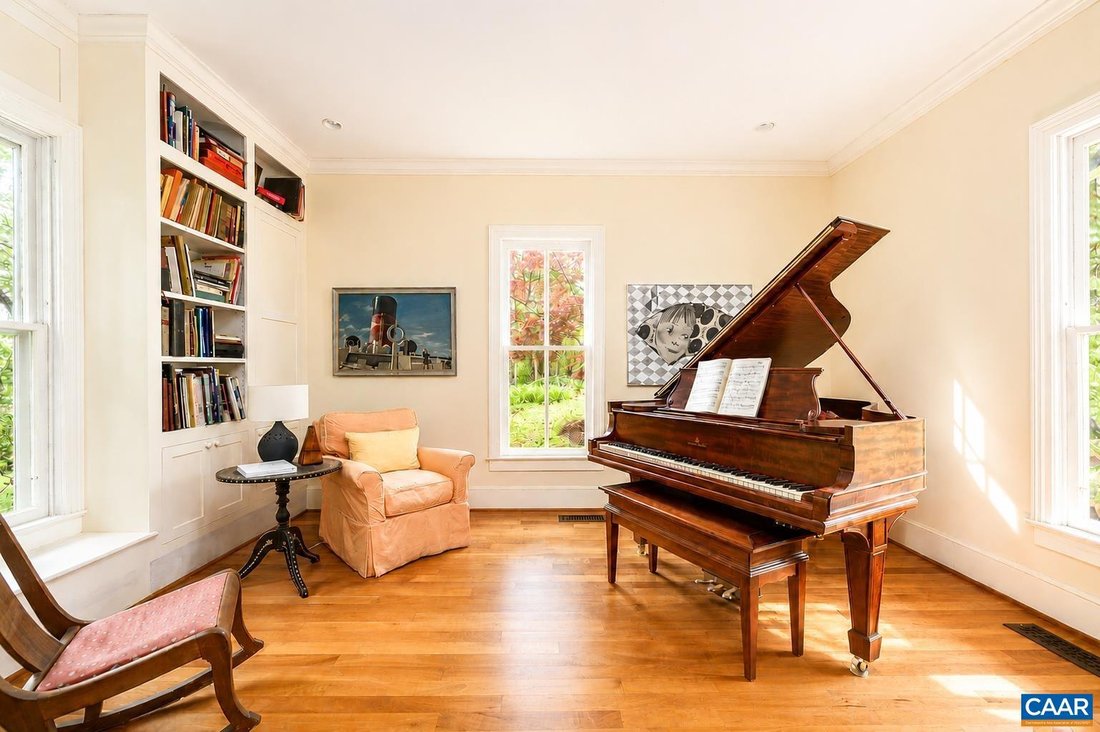 House in Charlottesville, Virginia, United States 5 - 17774549