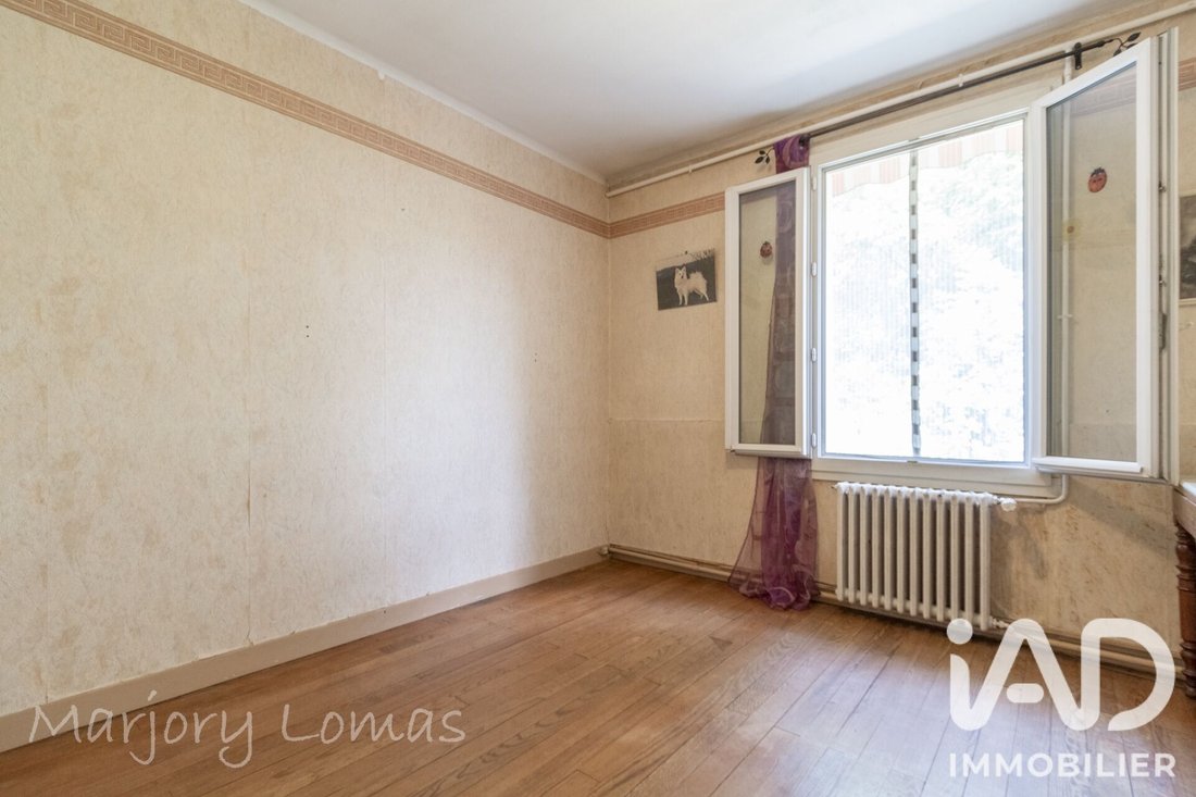 House in Charbonnieres-les-Bains, Auvergne-Rhône-Alpes, France 5 - 18345355