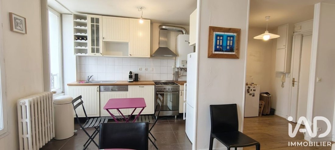 Apartment in Belleville-Saint Maur, Paris 11e Arrondissement, Paris 2 - 18345244