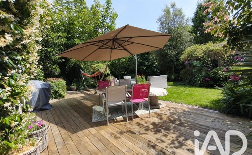 House in Juigne, Montreuil-Juigne, France 1