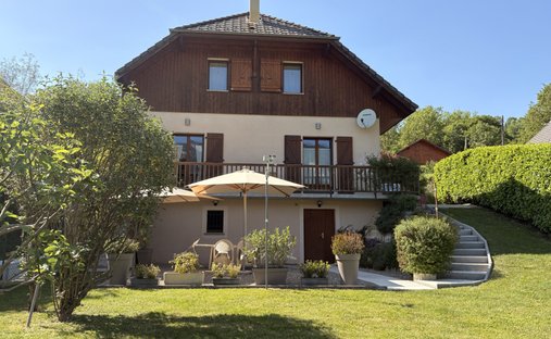House in Cusy, Auvergne-Rhône-Alpes, France 1