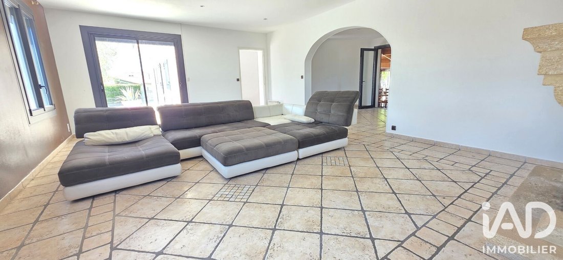 House in Saint-Sulpice-de-Royan, Nouvelle-Aquitaine, France 4 - 18345334