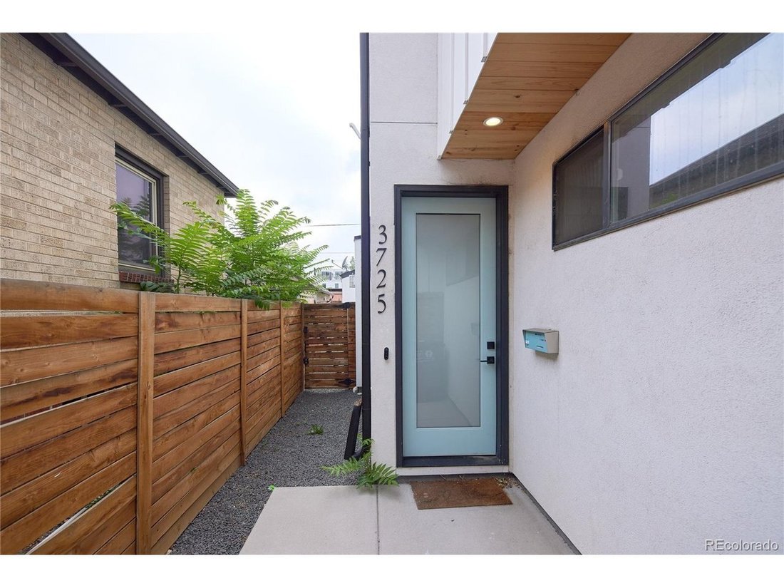 Townhouse in Denver, Colorado, United States 2 - 18343896