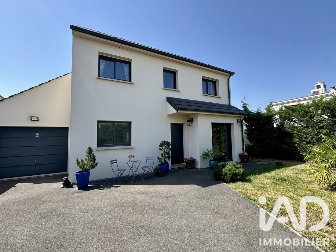 House in Boissy-Saint-Leger, Ile-de-France, France 2 - 18345682