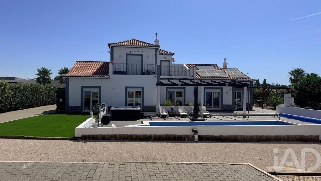 Townhouse in Quelfes, Algarve, Portugal 3 - 18346836