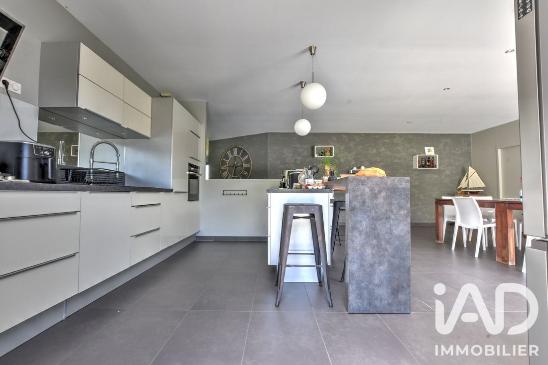 House in Rilhac-Rancon, Nouvelle-Aquitaine, France 4 - 18345255