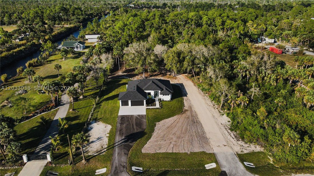 House in Naples, Florida, United States 5 - 18344023