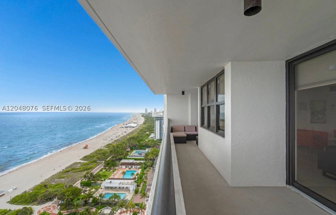 Condo in Miami Beach, Florida, United States 5 - 18345449