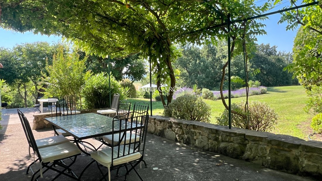 Villa in Cucuron, Provence-Alpes-Côte d'Azur, France 5 - 18344553