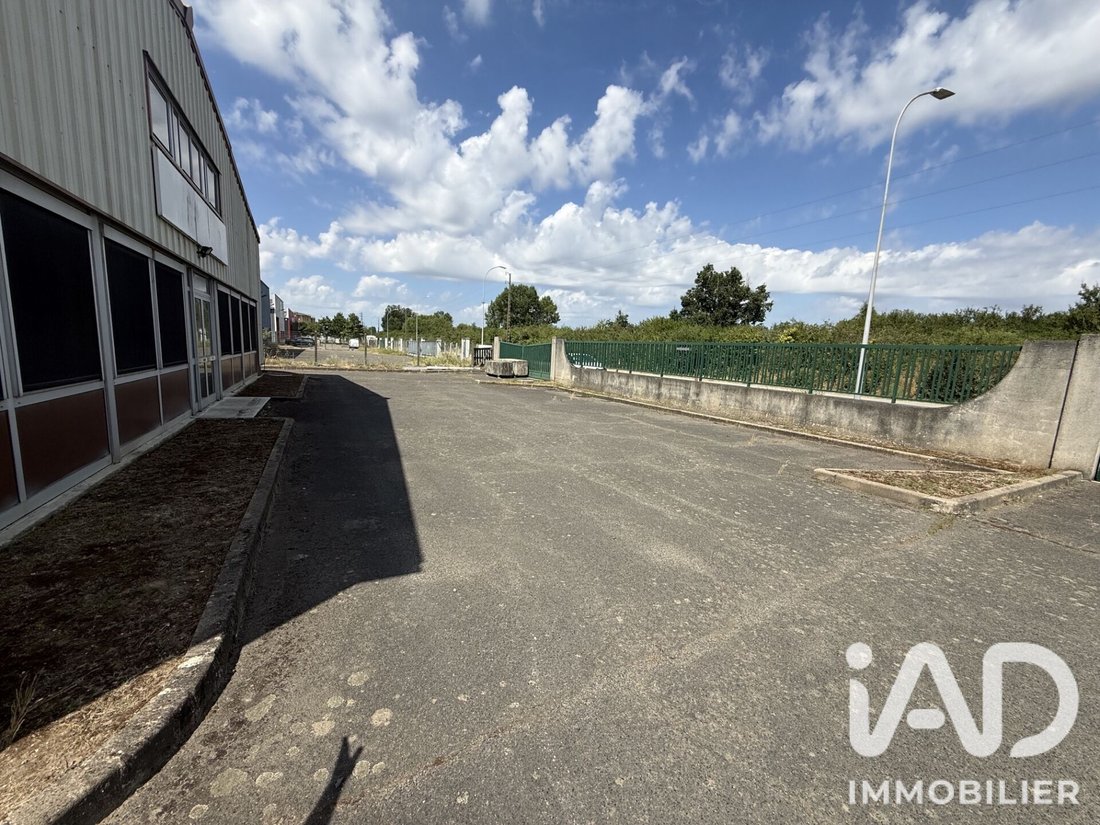 Apartment in La Ville-aux-Dames, Centre-Val de Loire, France 2 - 18345337
