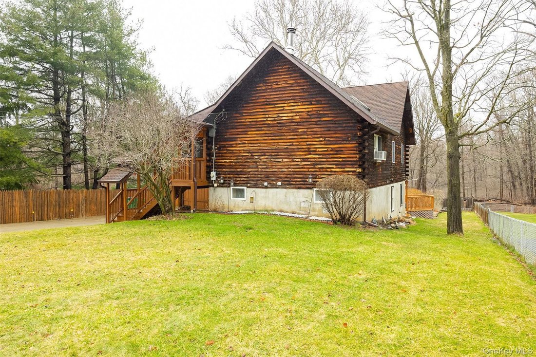 House in Beacon, New York, United States 3 - 18023526