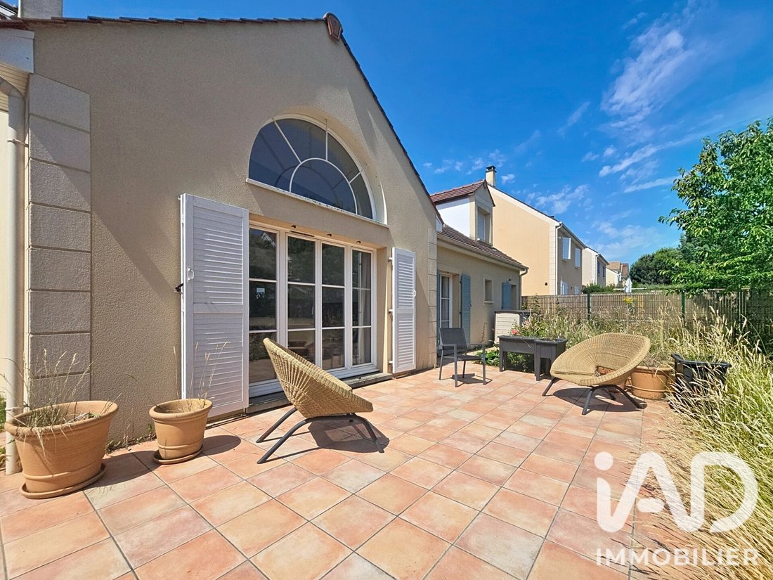 House in Topaze, Longjumeau, France 1 - 18345266