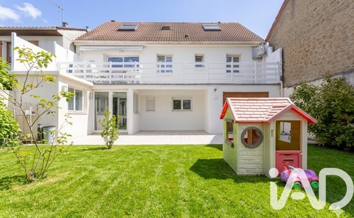 House in Lycée Gaston Mangin, Montgeron, France 1