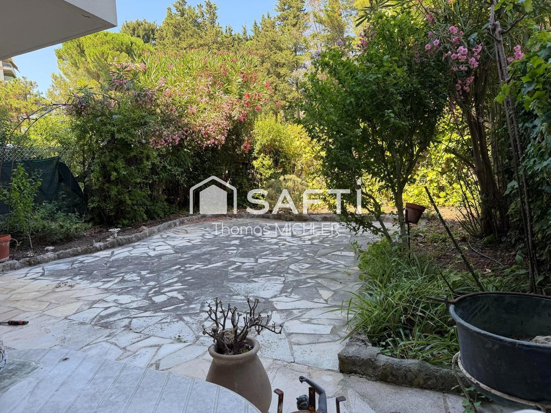 Apartment in Fontmerle, Antibes, France 5 - 18343413