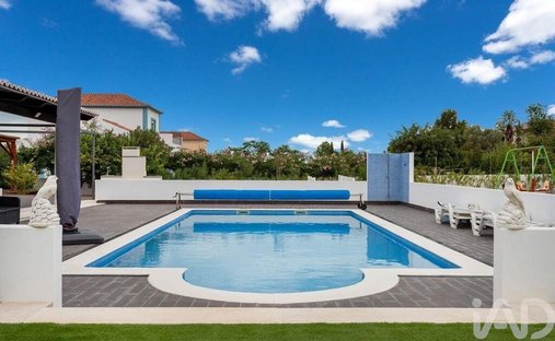 Townhouse in Quelfes, Algarve, Portugal 1