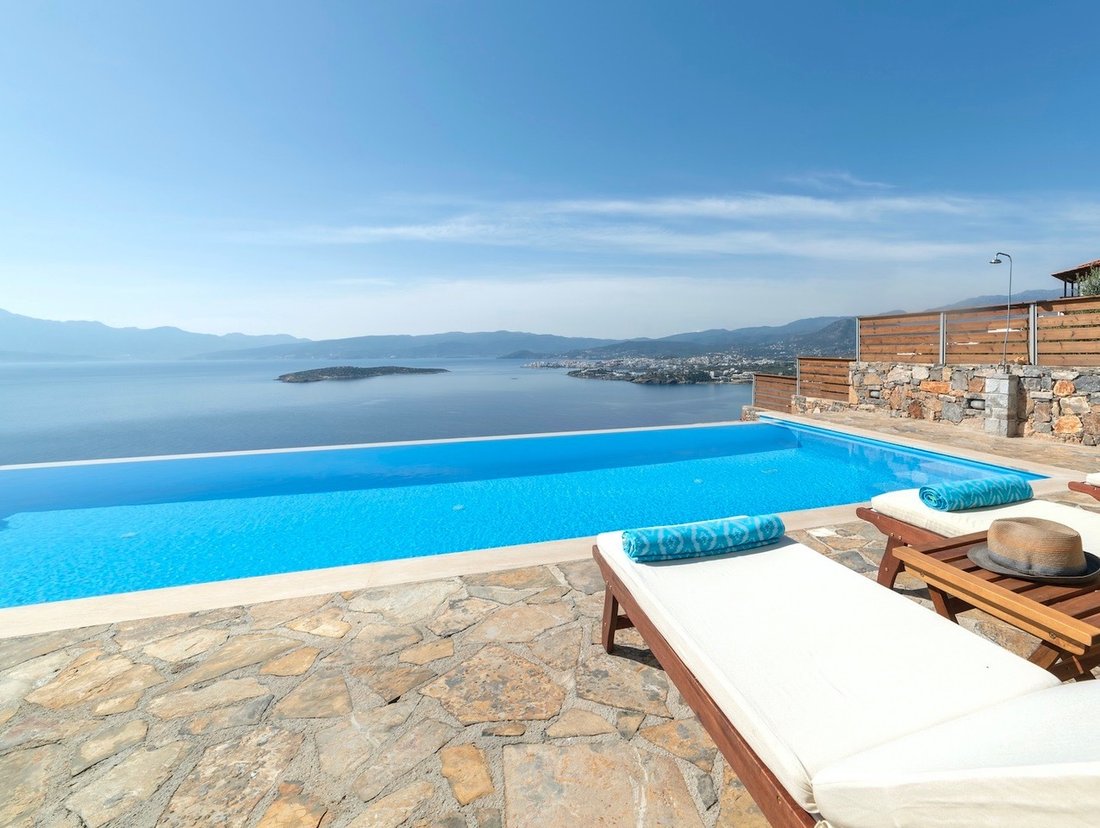 Villa in Community of Agios Nikolaos, Agios Nikolaos, Greece 1 - 17244972